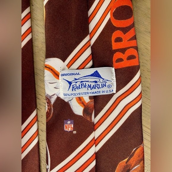 Vintage CLEVELAND BROWNS Neck Tie Ralph Marlin NFL Football Made USA‎ Dawg Pound - Picture 4 of 7